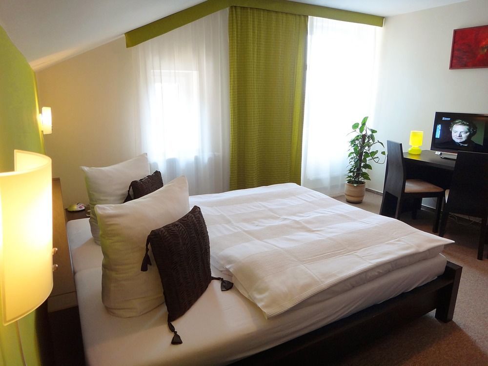 Boutique Hotel Swisshouse มาเรียอานซเกลาซนี ภายนอก รูปภาพ